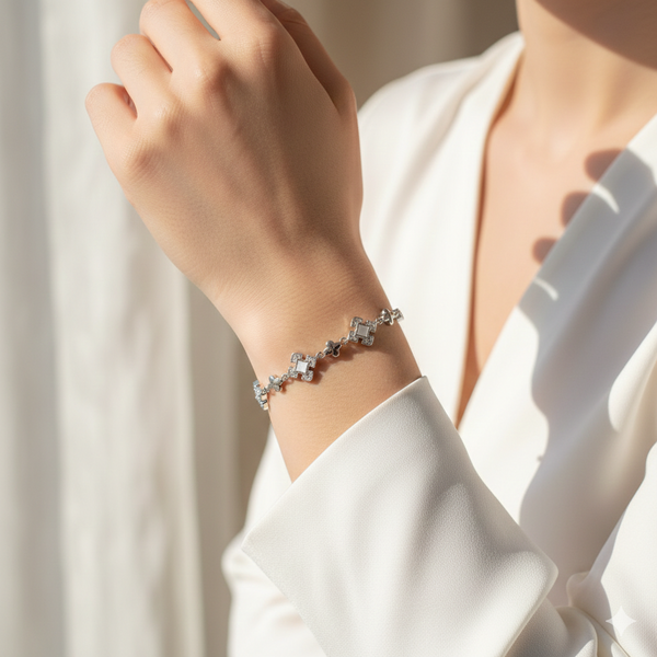 Clover Bracelet for Women in 925 Sterling Silver