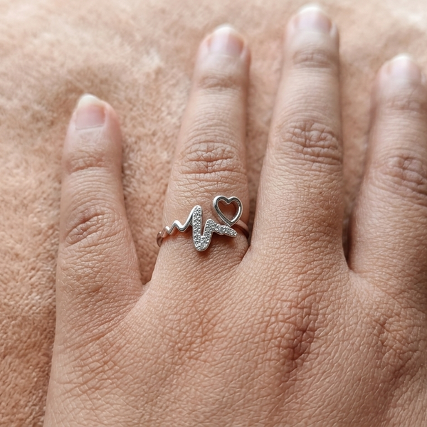 Dhun Ring – 925 Sterling Silver Heartbeat Adjustable Ring