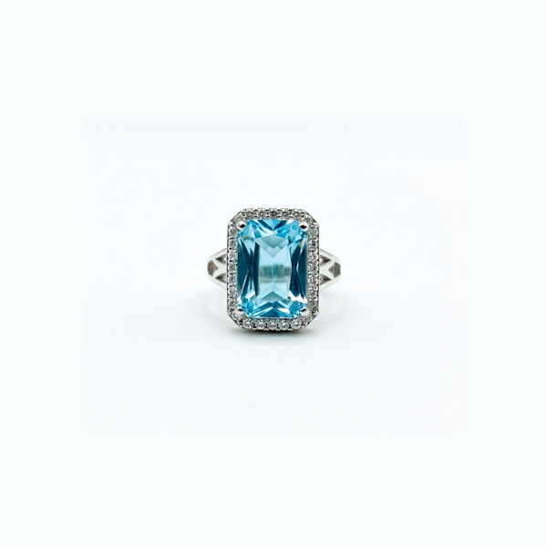 Azure Ring in 925 Sterling Silver